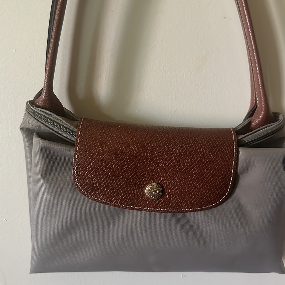 Grey longchamp